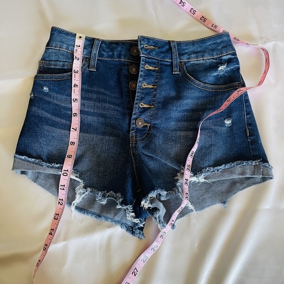 Rewash Junior Size 3 / 26 Fringe Hem High Rise Distressed Mom Short Shorts - Picture 4 of 5